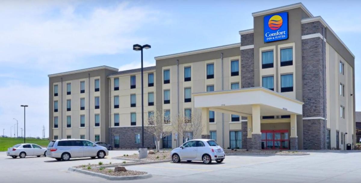 Comfort Inn & Suites Avera Southwest - image 3