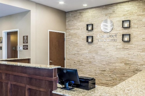 Comfort Inn & Suites Avera Southwest - image 36