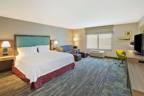 Hampton Inn & Suites By Hilton Southwest Sioux Falls - image 25