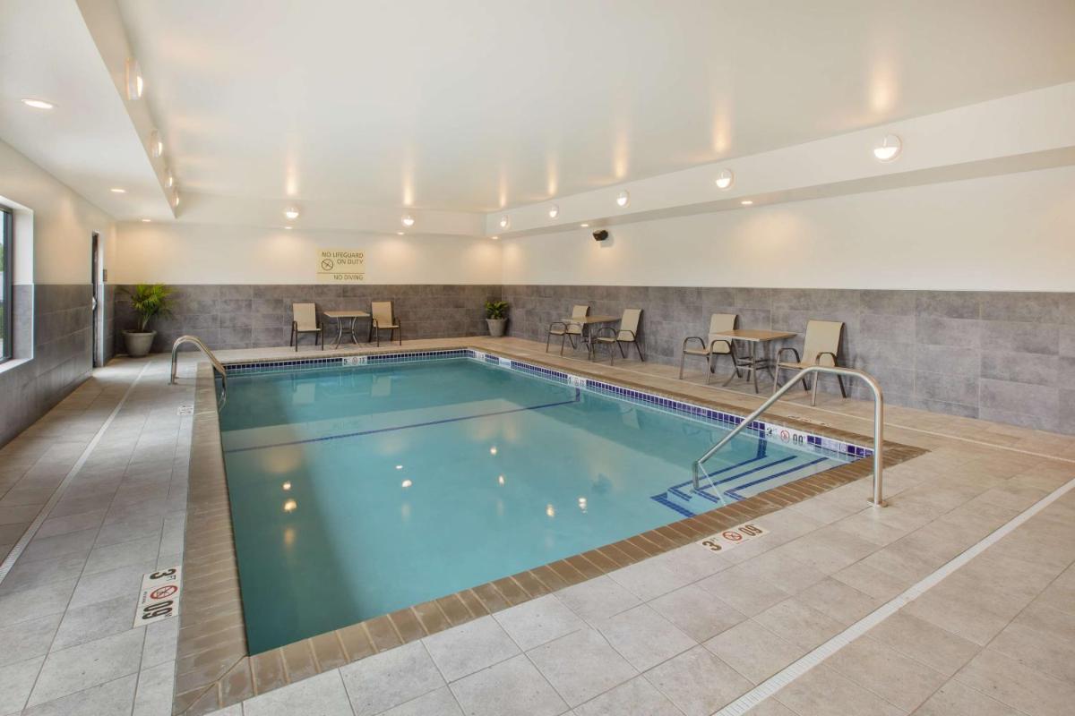 Hampton Inn & Suites By Hilton Southwest Sioux Falls - image 3