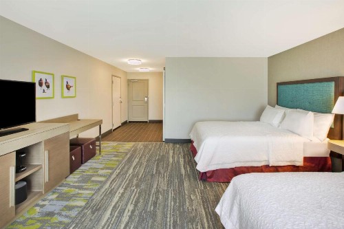 Hampton Inn & Suites By Hilton Southwest Sioux Falls - image 34