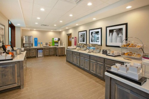 Hampton Inn & Suites By Hilton Southwest Sioux Falls - image 35