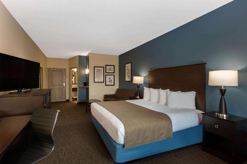 AmericInn by Wyndham Sioux Falls North - image 33