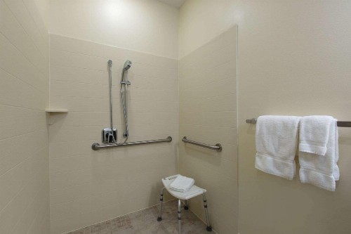 AmericInn by Wyndham Sioux Falls North - image 46