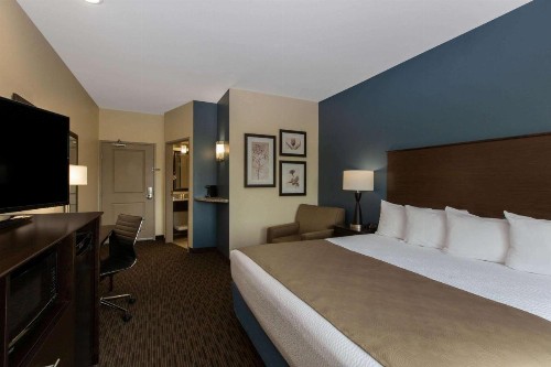 AmericInn by Wyndham Sioux Falls North - image 48