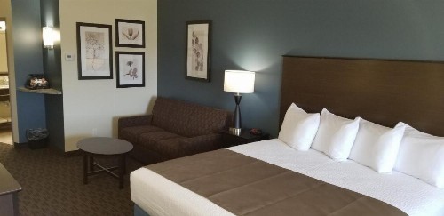 AmericInn by Wyndham Sioux Falls North - image 8