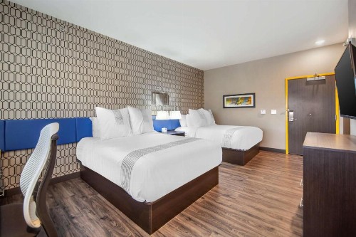 GLo Best Western Dawley Farms In Sioux Falls - image 19