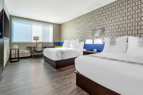 GLo Best Western Dawley Farms In Sioux Falls - image 21