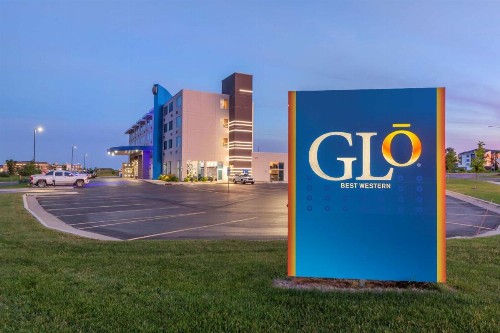 GLo Best Western Dawley Farms In Sioux Falls - image 25