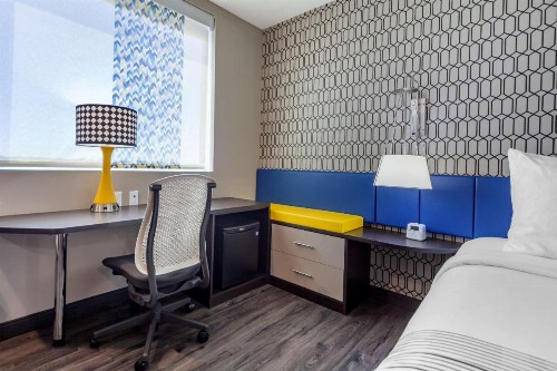 GLo Best Western Dawley Farms In Sioux Falls - image 6