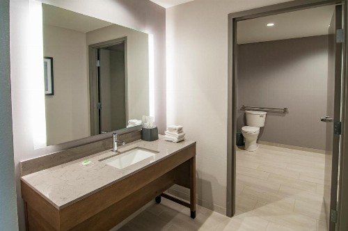 Hyatt Place Sioux Falls South - image 5