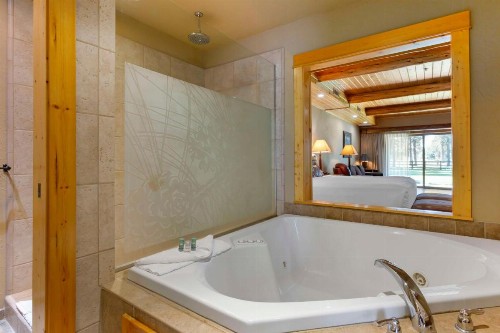 Best Western Ponderosa Lodge - image 20