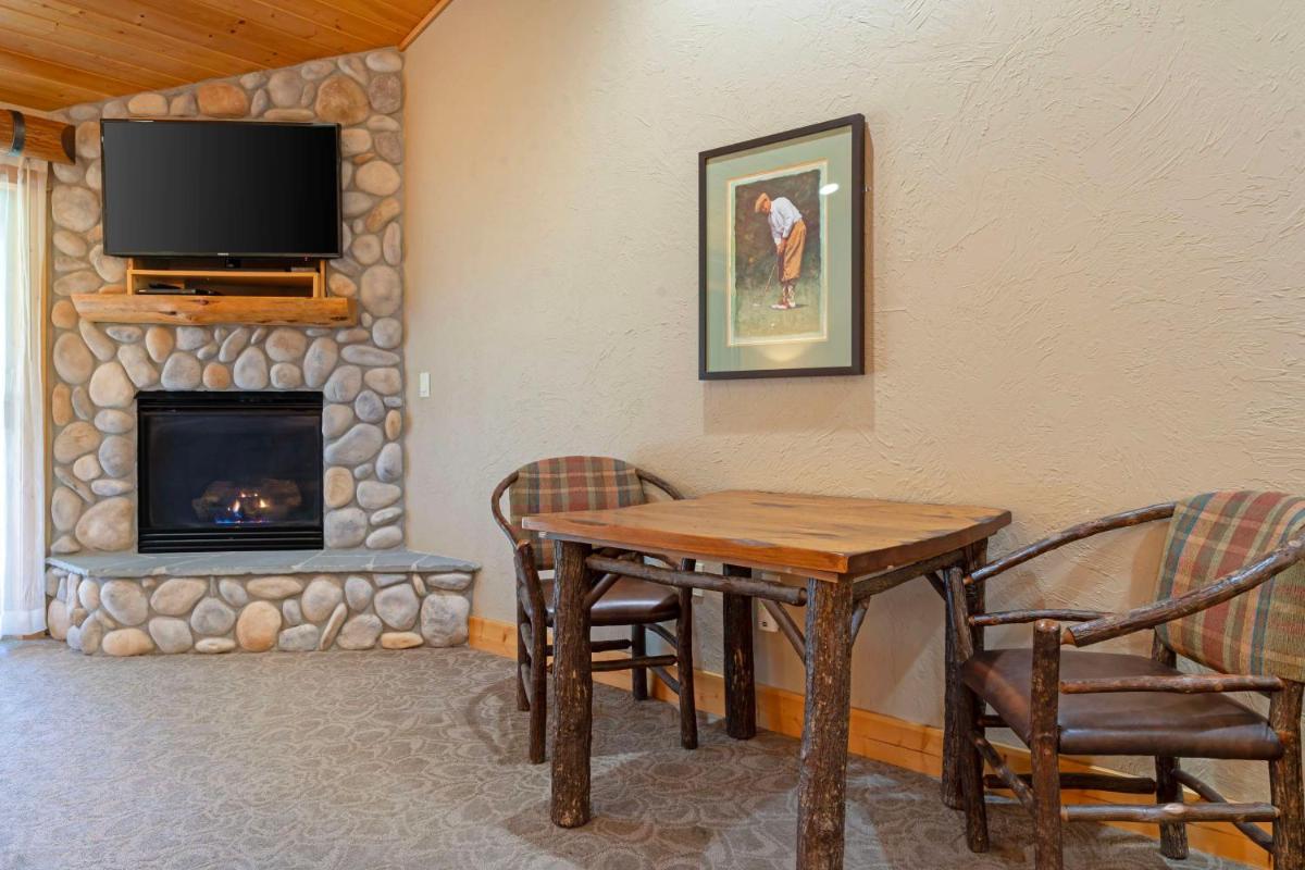 Best Western Ponderosa Lodge - image 3