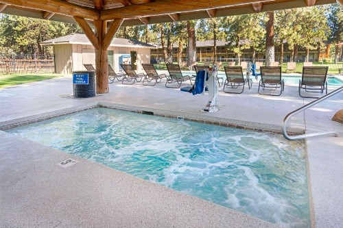 Best Western Ponderosa Lodge - image 36