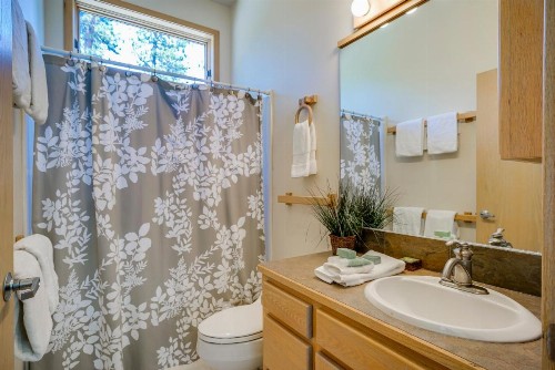 Black Butte Ranch: South Meadow Contemporary - image 7