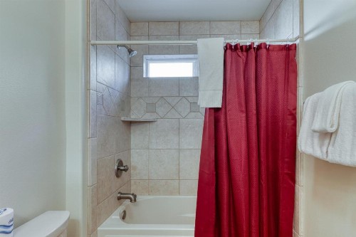 Sisters Locust Lane Retreat - image 11