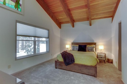 Black Butte Ranch: Grey Owl Getaway On The Greens - image 7