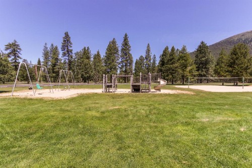 Black Butte Ranch: Grey Owl Getaway On The Greens - image 9