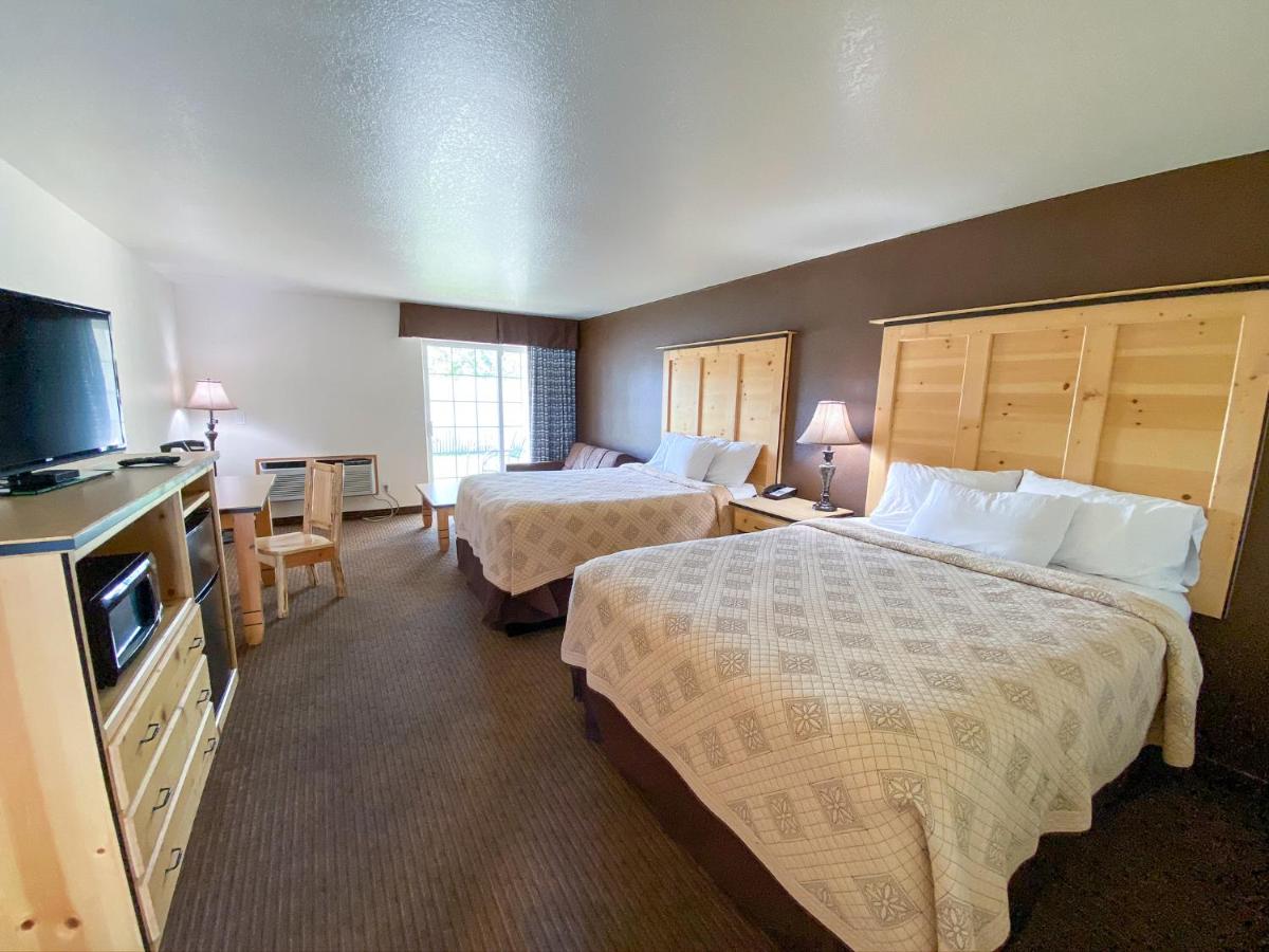 Sisters Inn & Suites - image 3