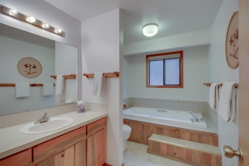 Black Butte Ranch: South Meadow 165 - image 6