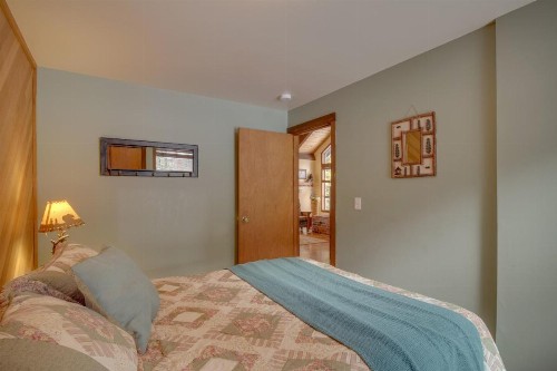 Cabin in the Pines - Black Butte Ranch SM 144 - image 7