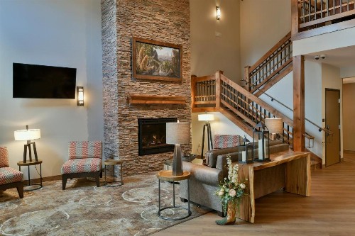 GrandStay Hotel & Suites - image 5
