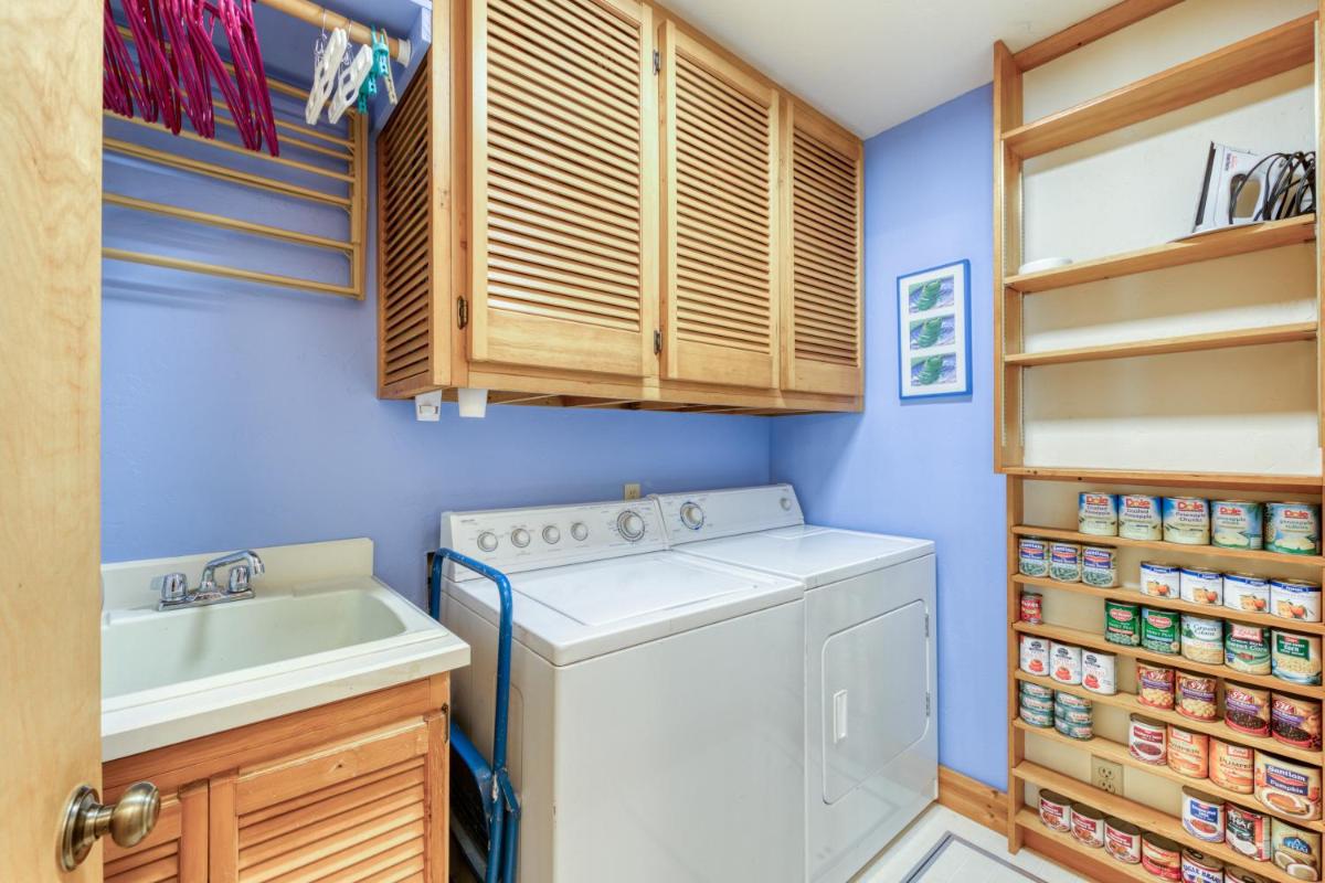 Tollgate Private Hideaway - image 6