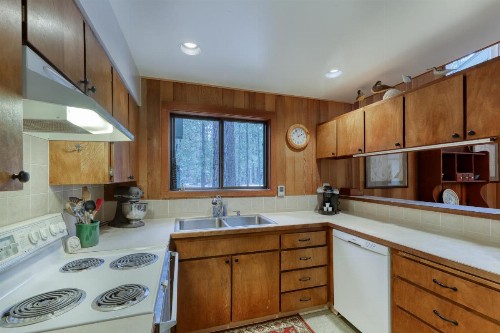 Golf Course Home 148 - image 11