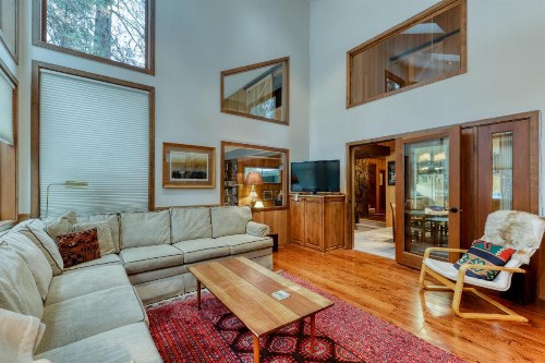 Golf Course Home 148 - image 8