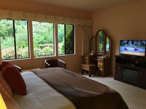 Arky's B&B - image 47
