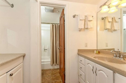 Aspenwood 2 bedroom - image 11