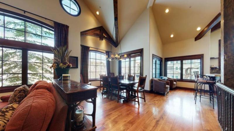 Snowmass Village 4 Bedroom at Woodrun Place - Ski-in Ski-out - image 2