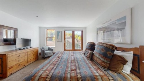 Woodrun 3 Bedroom Condo Ski-in Ski-out - image 24
