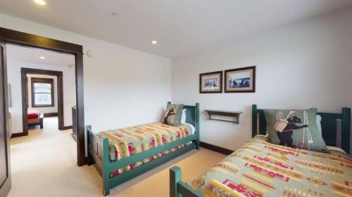Woodrun 3 Bedroom Townhouse Ski-in Ski-out - image 6