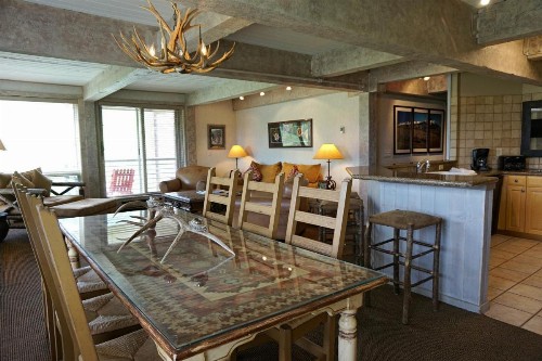 Snowmass Ski-In Ski-Out Condominiums - image 7