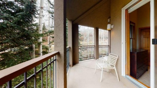 Woodrun 2 Bedroom Condo Ski-in Ski-out - image 10
