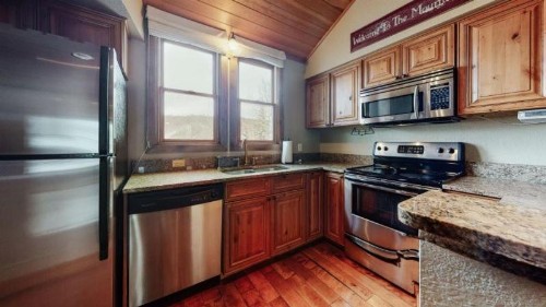 Snowmass Village 2 Bedroom Condo at Woorun Place Ski-in Ski-out with transfers - image 19