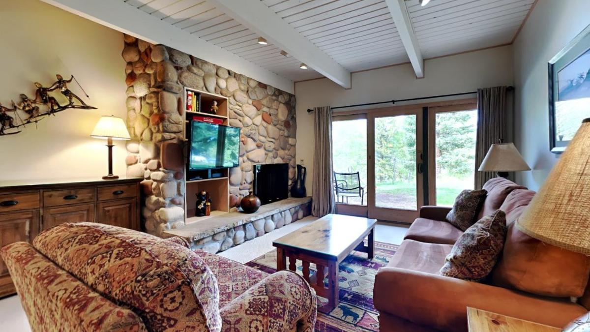 Timberline Condominiums 1 Bedroom Unit A1B - main image