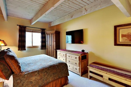 Timberline Condominiums 2 Bedroom Unit A1D - image 20
