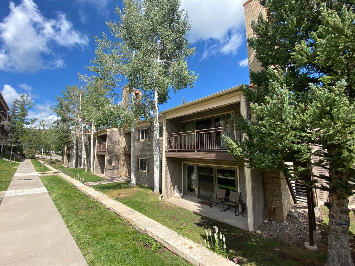 Timberline Condominiums 2 Bedroom Unit A1D - image 6