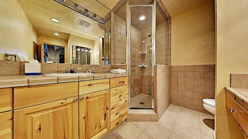 Timberline Condominiums 2 Bedroom Unit A2D - image 5