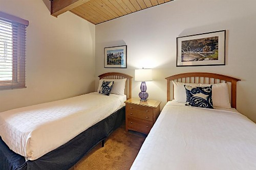 Timberline Condominiums 2 Bedroom Unit A2E - image 5