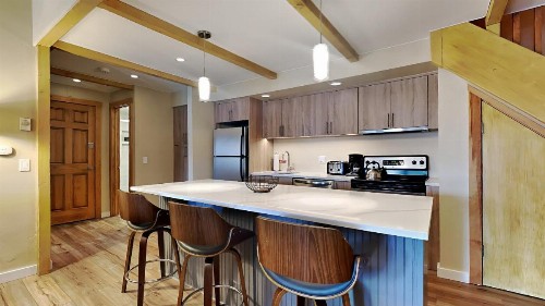Timberline Condominiums 1 Bedroom Loft Unit A3B - image 18
