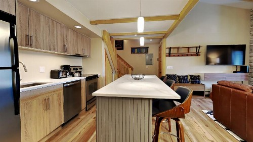 Timberline Condominiums 1 Bedroom Loft Unit A3B - image 5