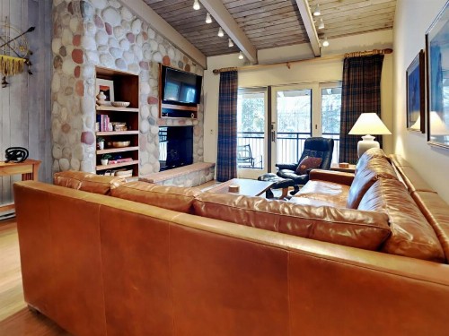 Timberline Condominiums 1 Bedroom Loft Unit A3F - image 17