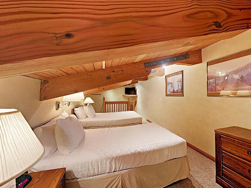 Timberline Condominiums 1 Bedroom Loft Unit A3G - image 6