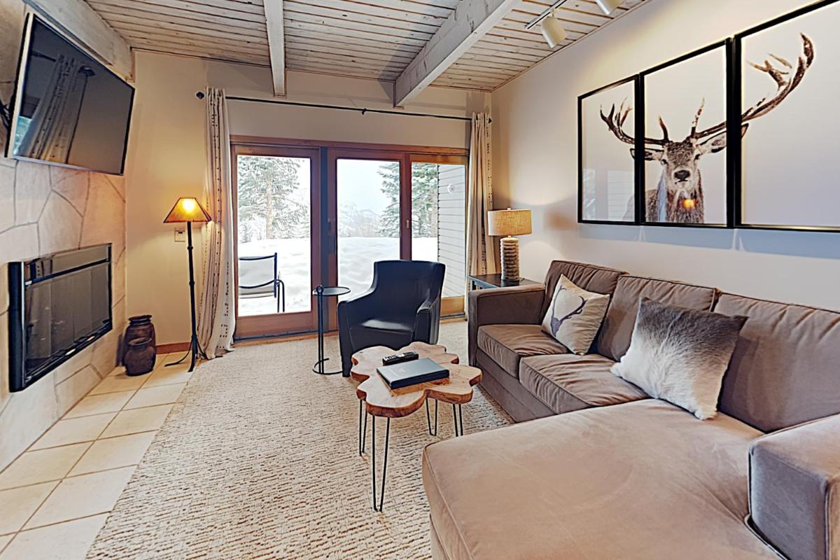 Timberline Condominiums 1 Bedroom Unit B1B - main image