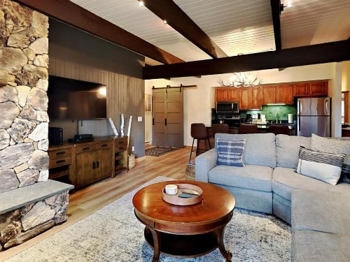 Timberline Condominiums 1 Bedroom C2C