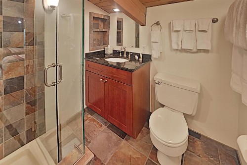 Timberline Condominium 1 Bedroom Loft Unit C3G - image 5