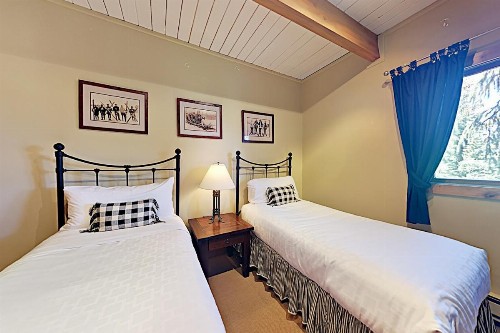 Timberline Condominiums 2 Bedroom Unit D2D - image 12